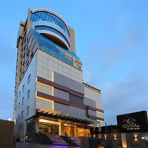 ***** Hotel The Garuda India